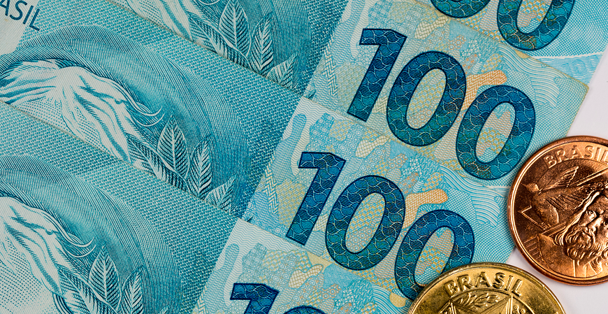 Governo anuncia pagamento de salário mínimo para trabalhadores do RS afetados pelas enchentes