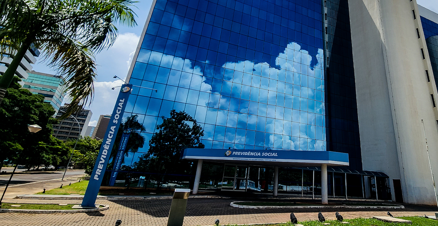 INSS notifica 9 milhões por desconto indevido no benefício