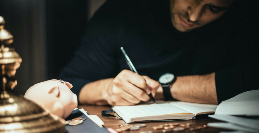 Interpretação das peças contábeis pelos analistas sell side e buy side 