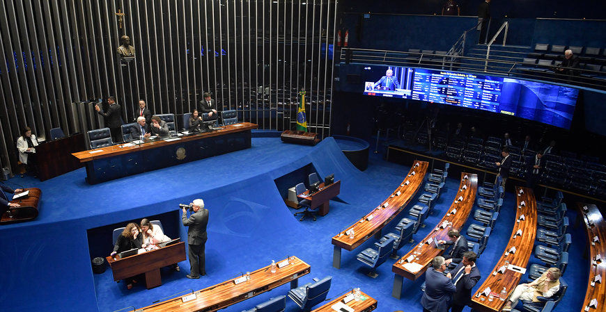 Projeto que amplia isenção do IR é aprovado em regime de urgência na Câmara 