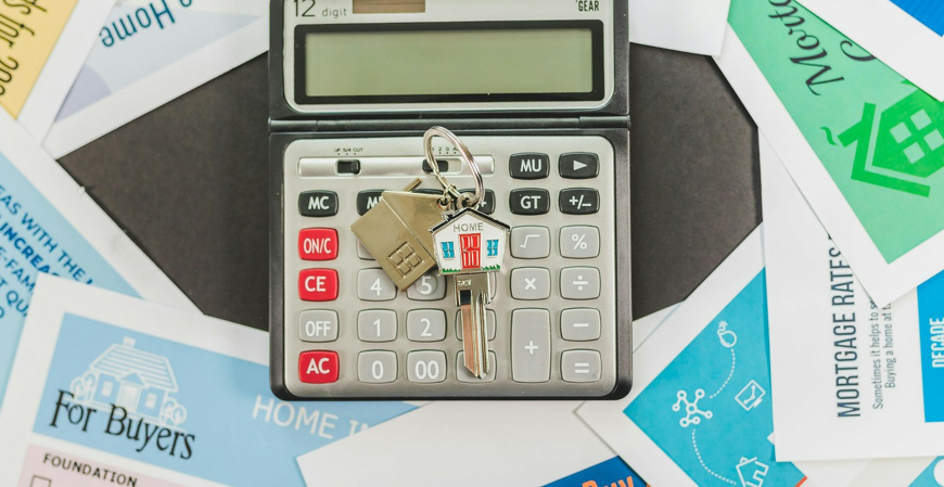 Isenção de IPTU de Garulhos para idosos aposentados com até 5 salários mínimos.