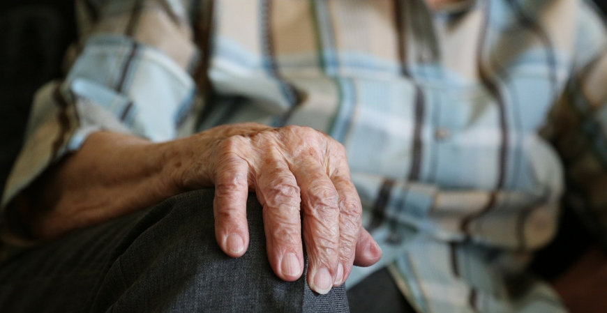 Novo teto de juros para consignado do INSS trará impacto para aposentados e pensionistas mais pobres