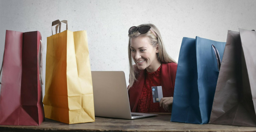 Entenda o que é e qual a importância dos marketplaces para o universo das vendas pela internet