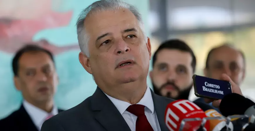 Ministro avalia alterar transição do MEI para microempresa; entenda