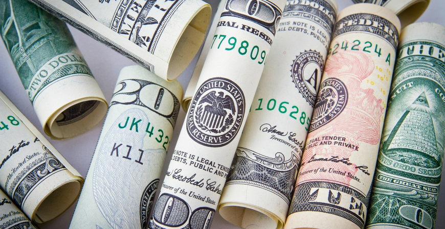 Mercado espera que dólar caia para R$ 5,20 até o fim do ano