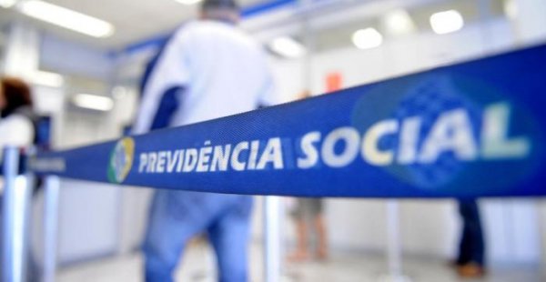 Mais de 850 mil benefícios do INSS podem estar sendo pagos a pessoas que já morreram