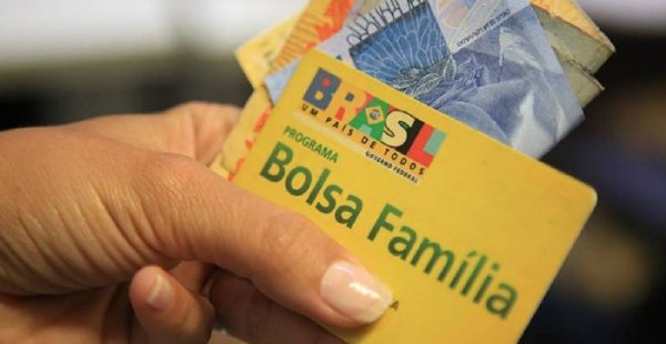 Bolsa Família: Como receber o benefício, como sacar e muito mais