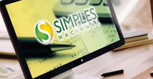 Mudanças no eSocial adiam a entrada de empresas do Simples Nacional na plataforma