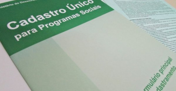 Idosos e deficientes beneficiários do BPC precisam se registrar no Cadastro Único