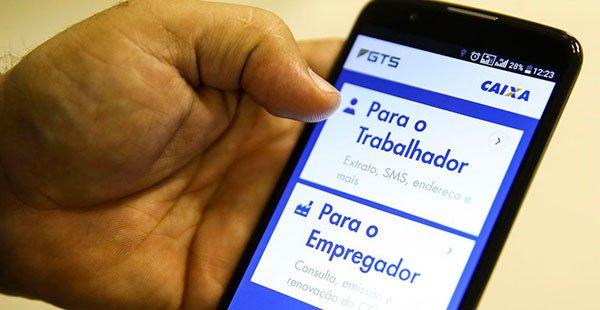 Trabalhadores j podem optar pelo saque-aniversrio do FGTS