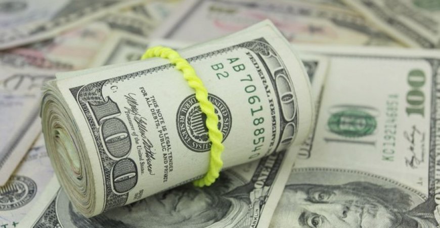 Dólar volta a encostar em R$ 5,20 com extensão de isolamento nos EUA