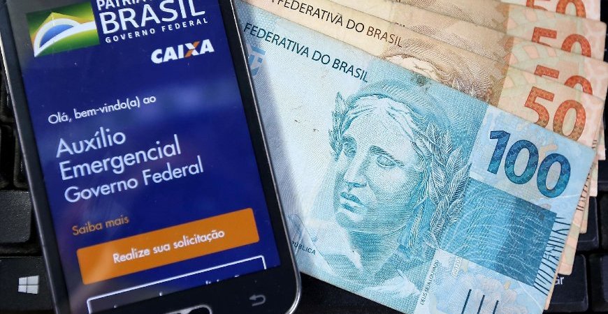 Auxílio Emergencial poderá ter mais três parcelas decrescentes