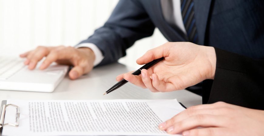 Rescisão deve considerar média salarial mesmo com suspensão de contrato?