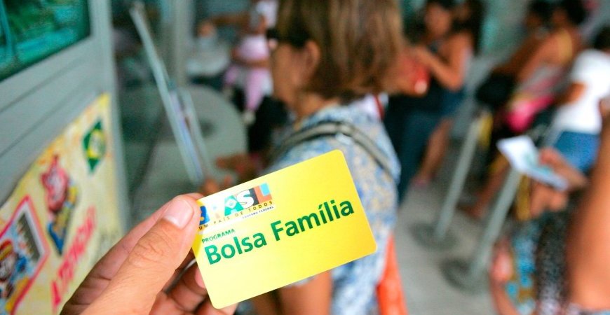 Governo suspende procedimentos operacionais do Bolsa Família