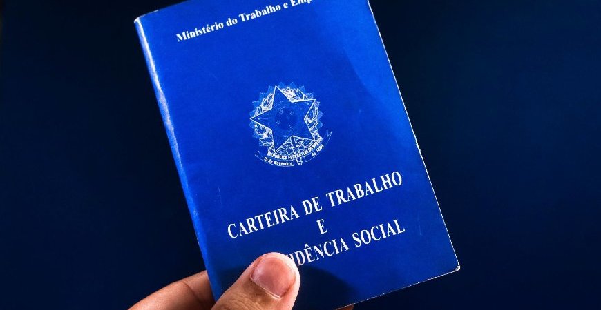 Governo de SP cria plataforma para facilitar contratação de pessoas