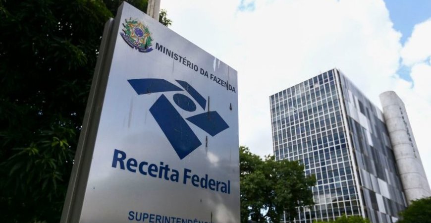 Receita Federal alerta para fraudes em nome da instituição