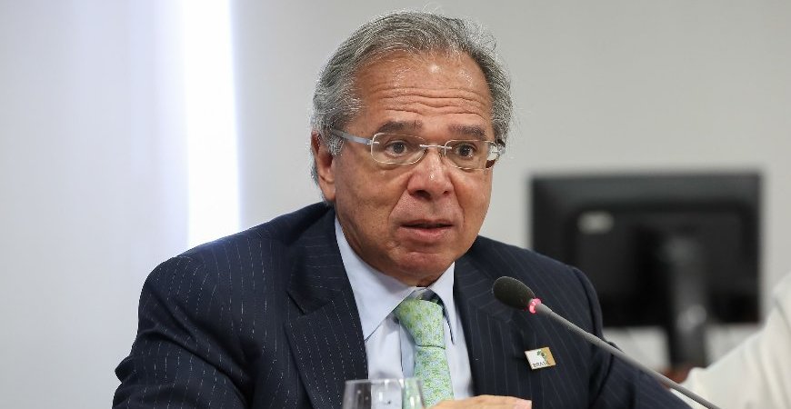 Reforma Administrativa deve gerar economia de R$ 300 bilhões