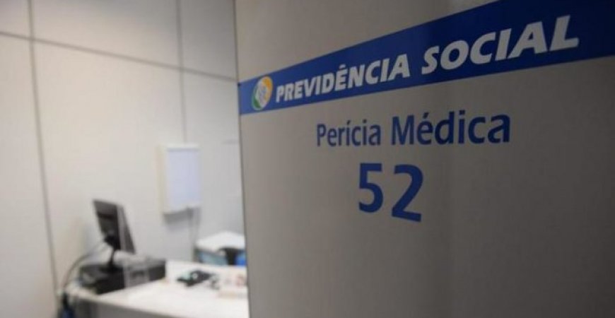 Justiça derruba decisão e exige retorno presencial de médicos do INSS