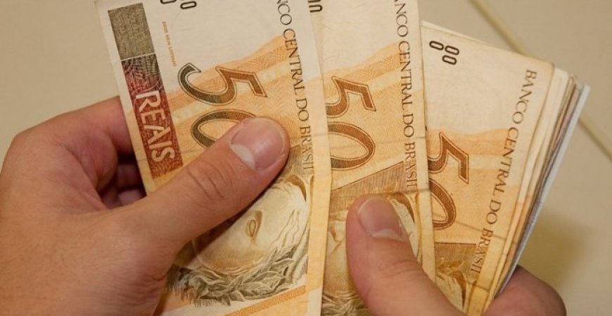 Redução de salário:  Empresas têm dúvidas de como fazer pagamento do 13º