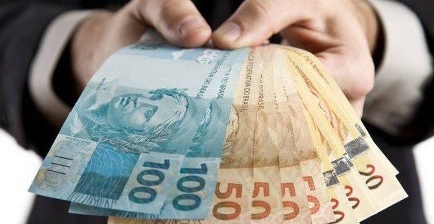 Mercado financeiro projeta queda de 5% na economia este ano