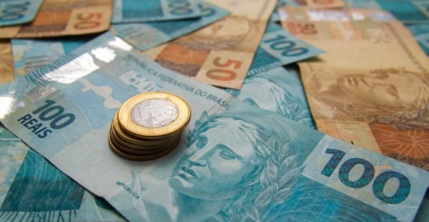 Governo deve reajustar salário mínimo de R$ 1.100 para R$ 1.102 até o fim de janeiro