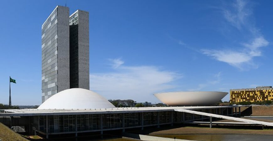 Auxílio emergencial, bancada feminina e MPs: temas da 1ª reunião de líderes  