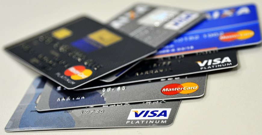 Levantamento mostra que pagamentos com cartões movimentaram R$ 2 trilhões em 2020