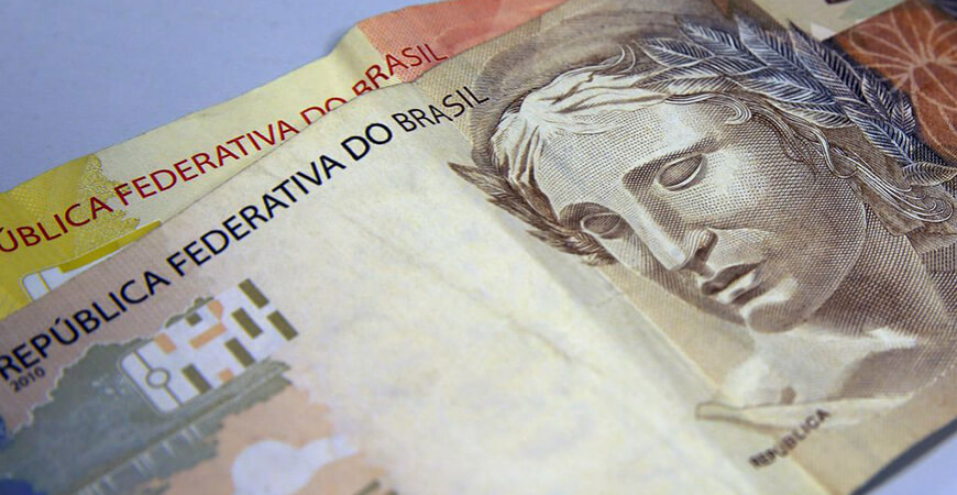 Bolsa Família: Bolsonaro anunciou benefício de R$ 300 para o novo programa