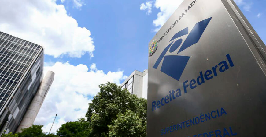 IRPF 2021: Receita paga hoje restituições do 2º lote 