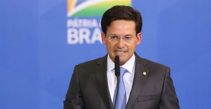 Auxílio Brasil: valor do benefício deve ser definido apenas em setembro