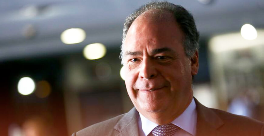 IR: líder do governo afirma que reforma vai dobrar número de contribuintes isentos