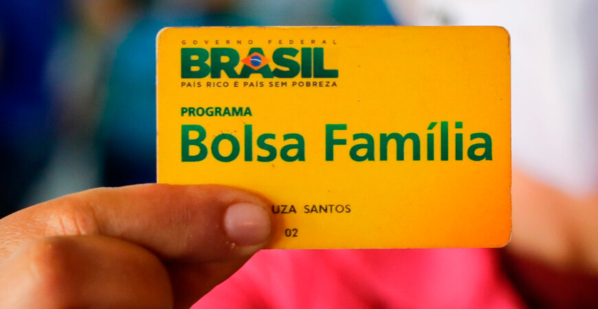 Auxílio Brasil zera lista de espera do Bolsa Família na largada, mas fila deve voltar em 2022; entenda