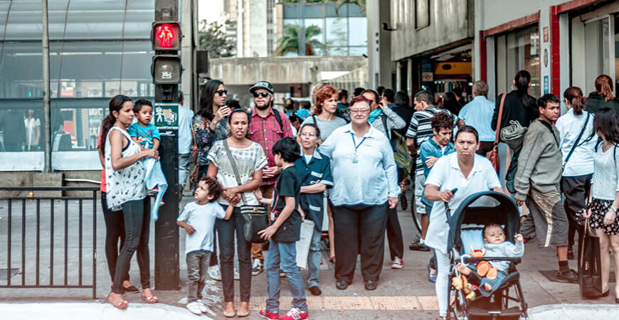 Auxílio Brasil: 558 mil famílias carentes ficaram de fora do programa
