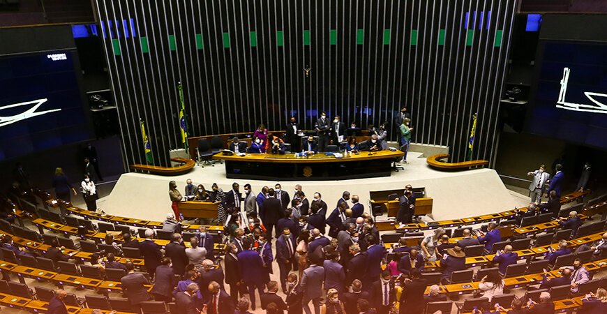 PEC dos Precatórios: Câmara aprova em 1° turno texto-base e 2º turno deve acontecer ainda hoje (15)