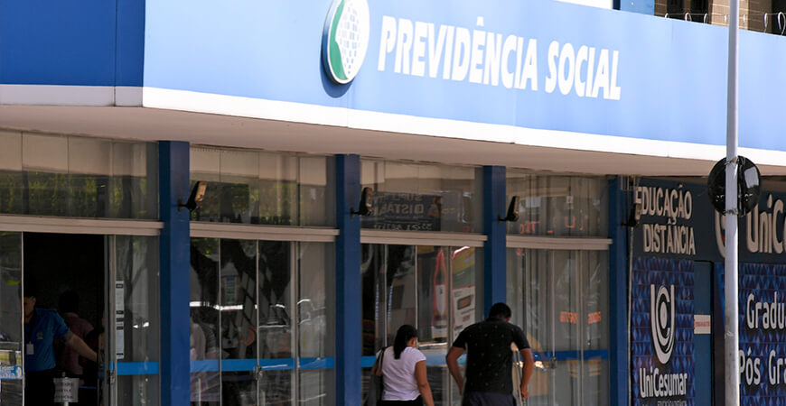 INSS: servidores entrarão em greve quarta-feira (23)