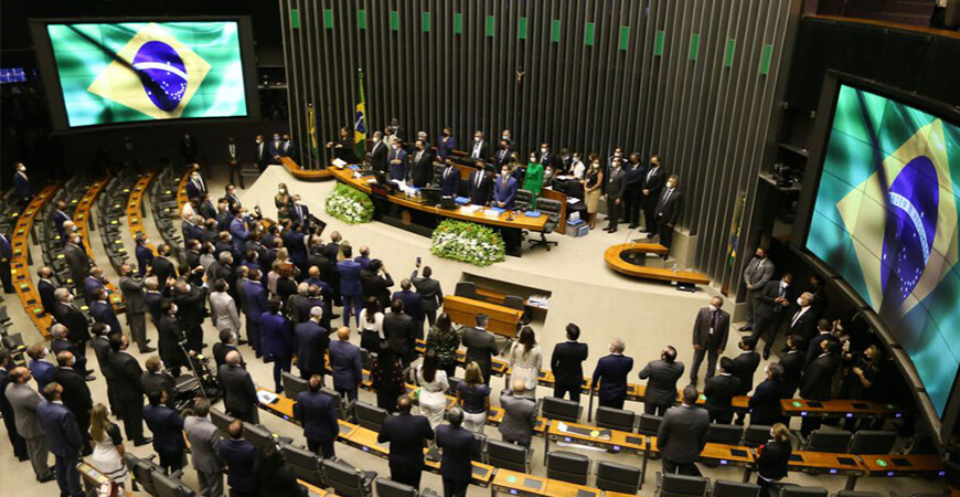 Congresso quer ampliar limite de faturamento do Simples Nacional e do MEI