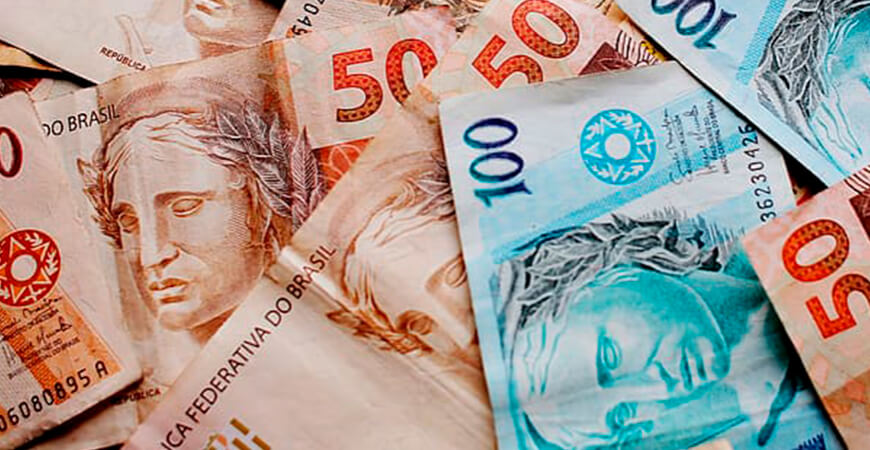 Auxílio Brasil: governo reajusta valores das faixas de renda