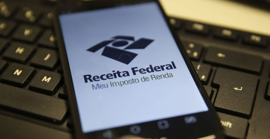 Entrega do IRPF 2022 chega a 13 milhões; entenda o volume baixo