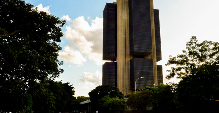 Caixa recebe multa de R$29 milhões por cobranças indevidas