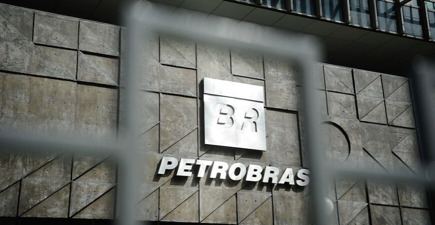 Ministro afirma que governo não pode interferir nos preços dos combustíveis da Petrobras