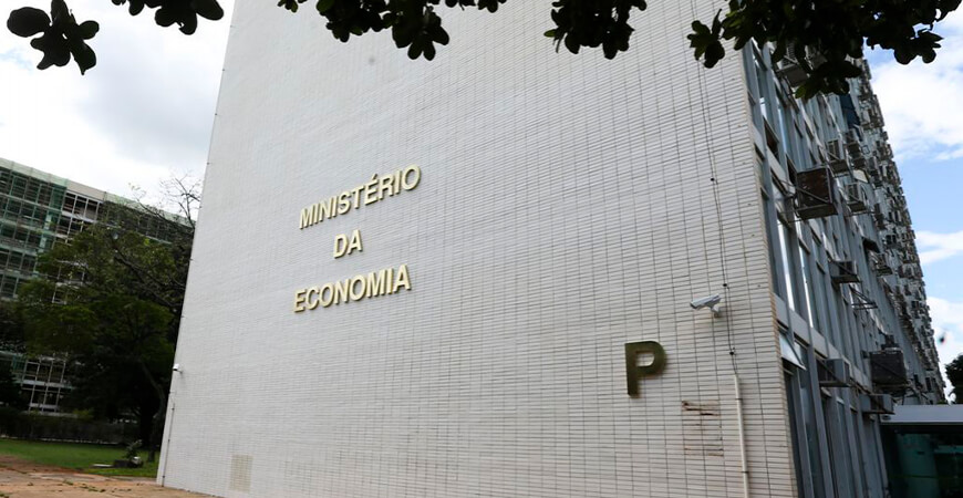 Ministério da Economia eleva projeção de PIB para 2% em 2022
