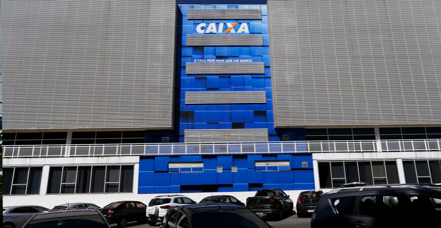 Caixa pode ter que pagar R$ 100 milhões em indenizações 