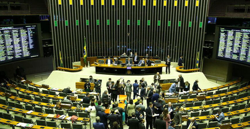 MEI: CCJ aprova aumento no limite de faturamento anual para R$ 144 mil
