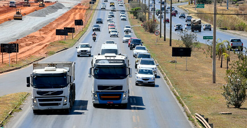 Auxílio-caminhoneiro: prazo para autodeclaração é prorrogado para 12 de setembro