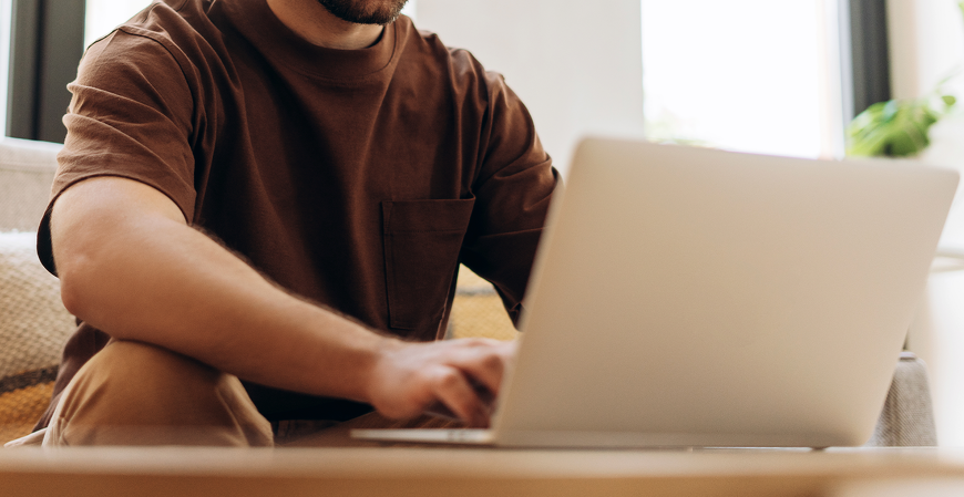 Empregadores devem ajustar salário mínimo 2026 no eSocial Doméstico