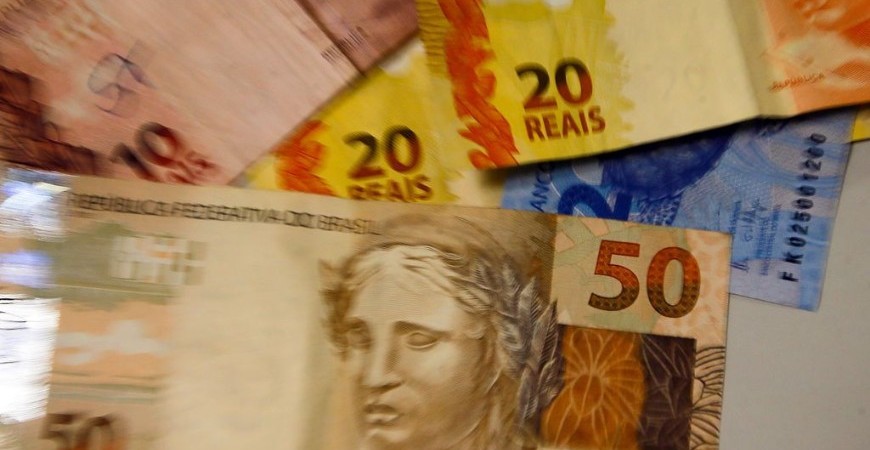 Novo valor do salário mínimo 2023 altera pagamentos da aposentadoria, abono salarial e atrasados do INSS