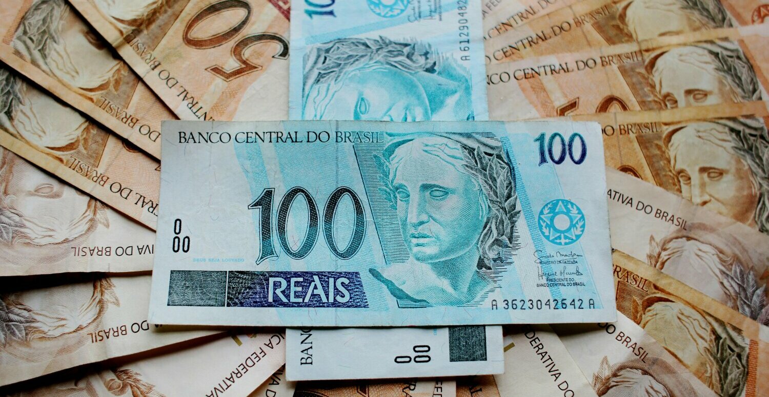 Governo prepara pacote para ampliar arrecadação tributária