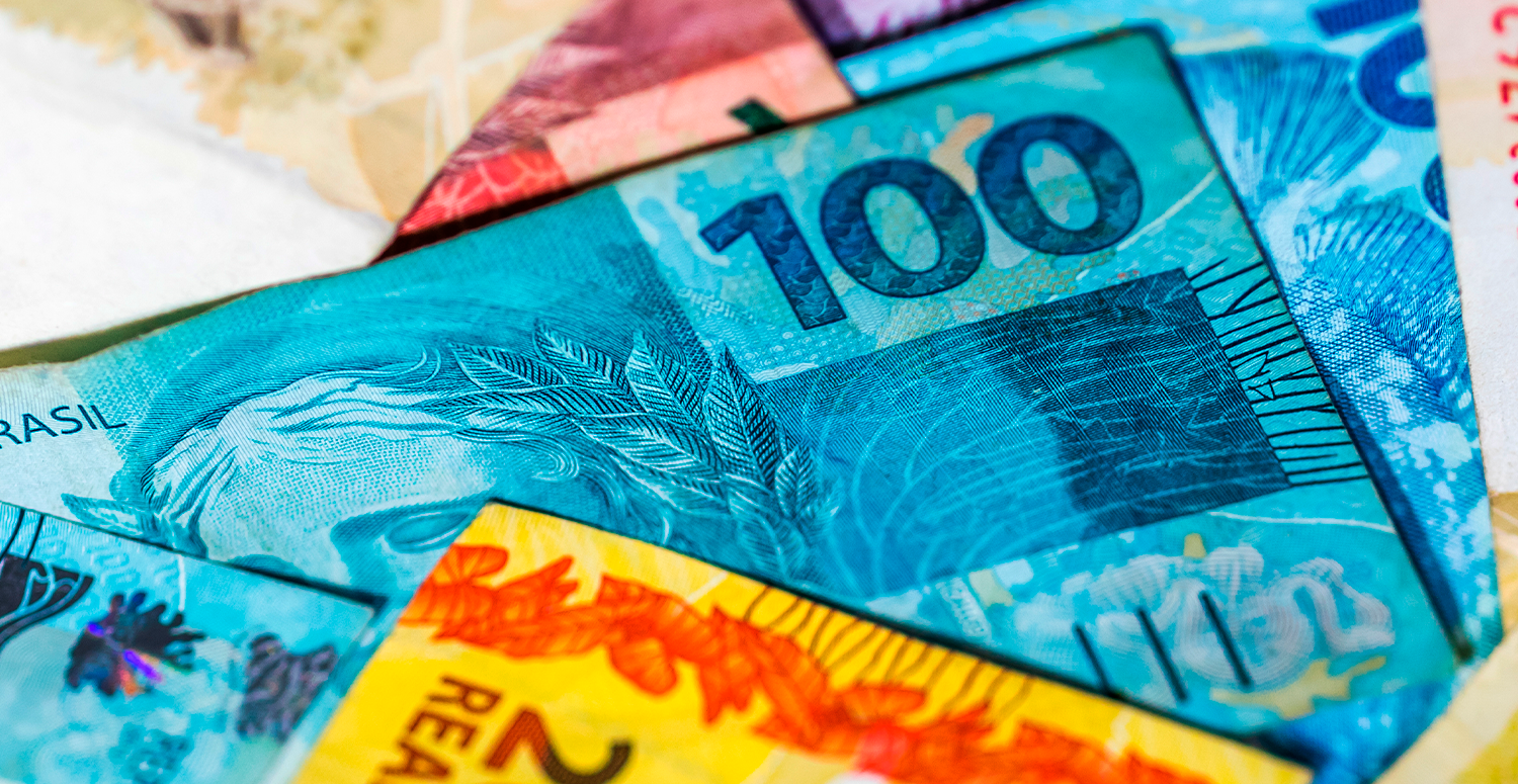 O papel-moeda corre o risco de acabar?