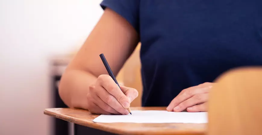 O que acontece com quem não for aprovado no exame de suficiência do CFC? Confira