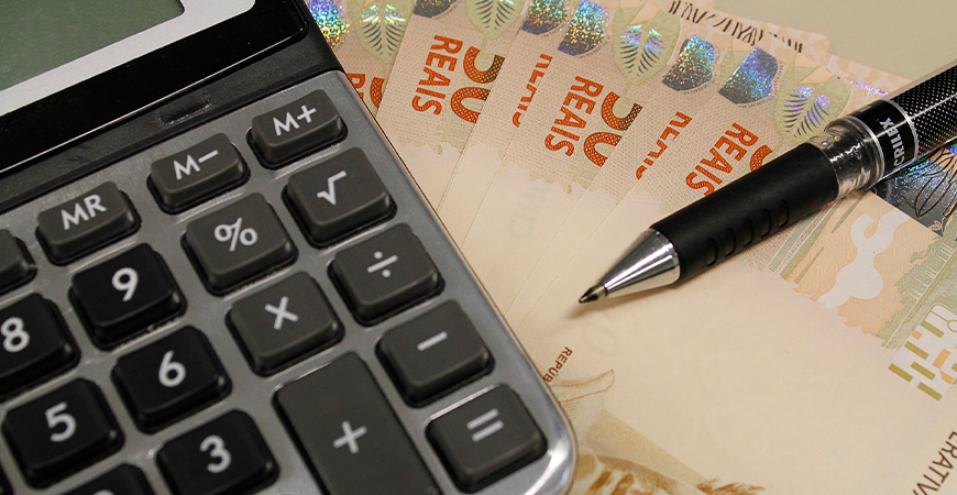 Pagamento de benefícios pelas empresas em dinheiro e a incidência de INSS